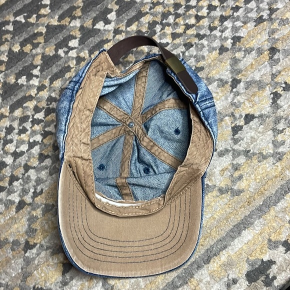 Jean Hat - Picture 3 of 3